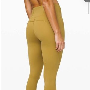 NWT Lululemon Fast and Free 25” Size 4 Grape Leaf